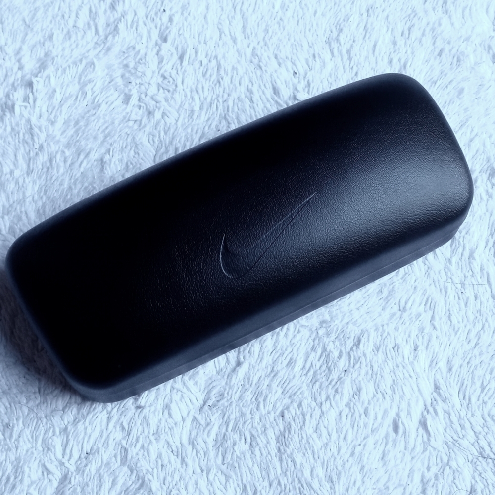 Nike case for glasses black Just Do It!